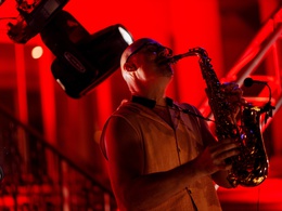  SyntheticSax.    Ameno  Lambada