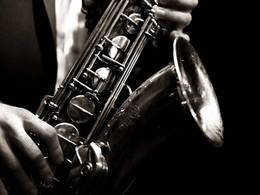 LabER Band.       