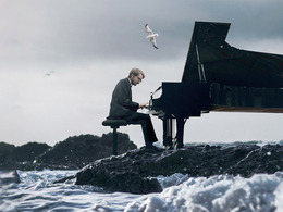    Ludovico Einaudi