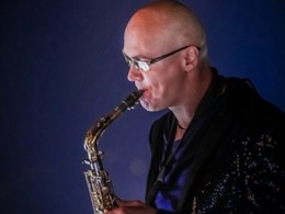  SyntheticSax.    Ameno  Lambada